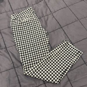 Old Navy Pixie Houndstooth pants - size 2